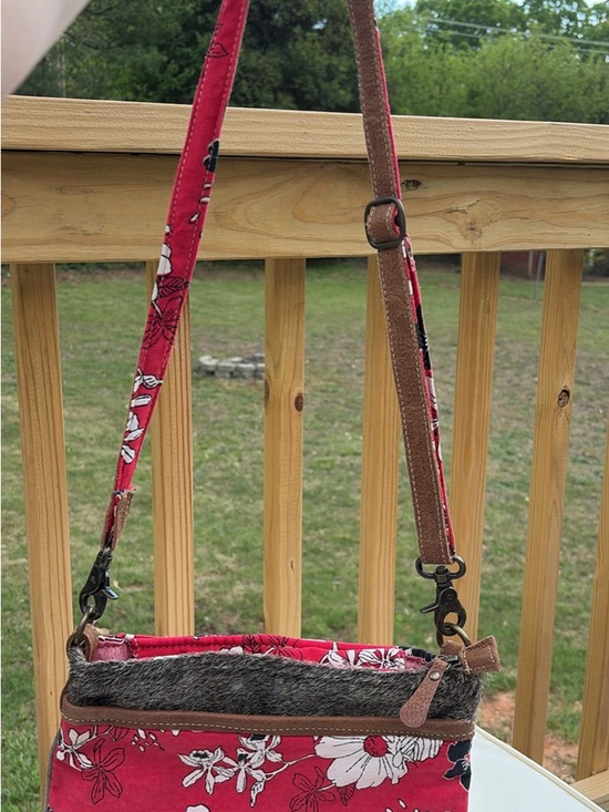 Myra Bag Red Floral Crossbody with Fur Accent - Picture 4 of 7